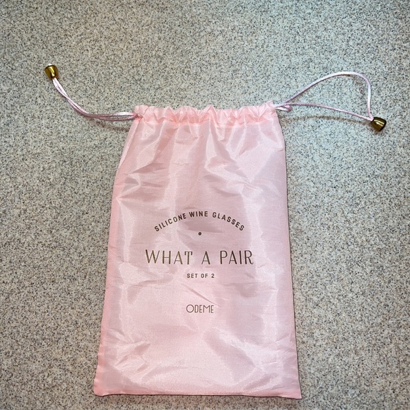 Sefora ODEME Silicone Wine Glasses set of TWO in pink travel bag BRAND NEW! - Picture 5 of 10